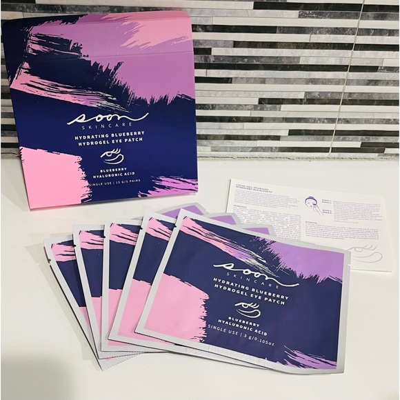 Soon Skincare Hyaluronic Acid  Hydrating Blueberry Hydrogel Eye Patch 5-Pack - Picture 1 of 6